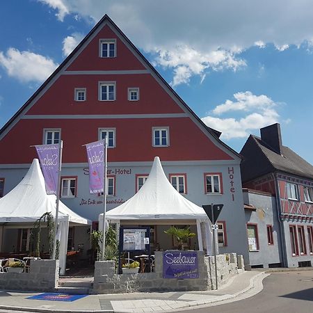 Seebauer-Hotel Die Ente Von Wassertruedingen ภายนอก รูปภาพ